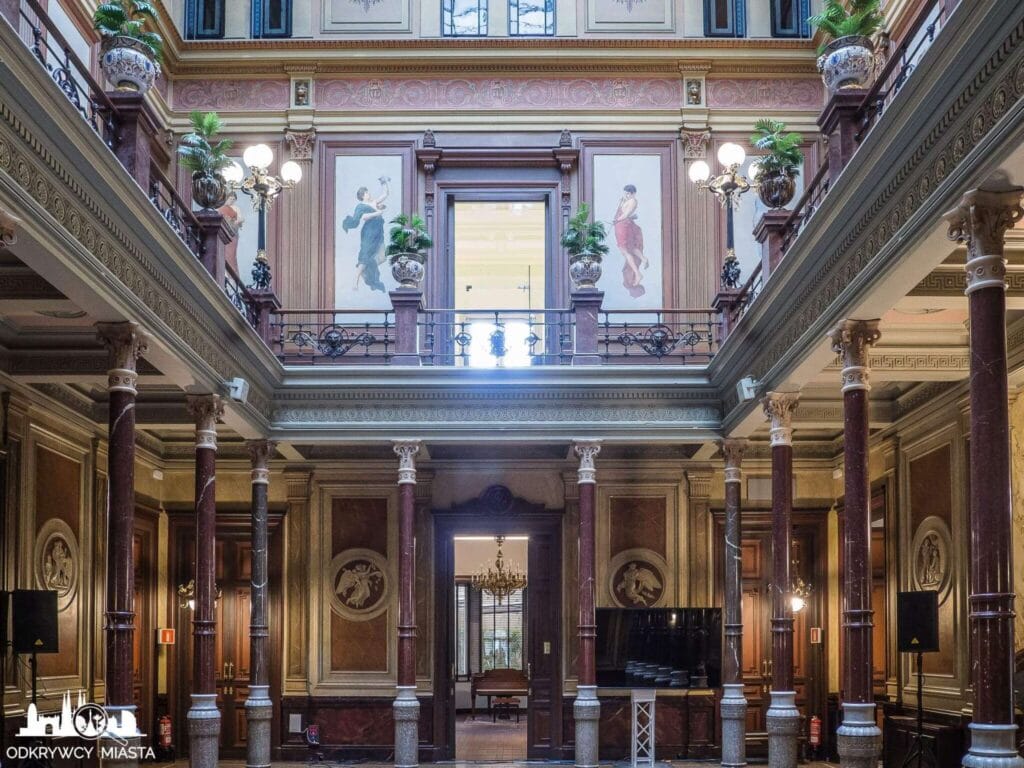 Pałac Casades